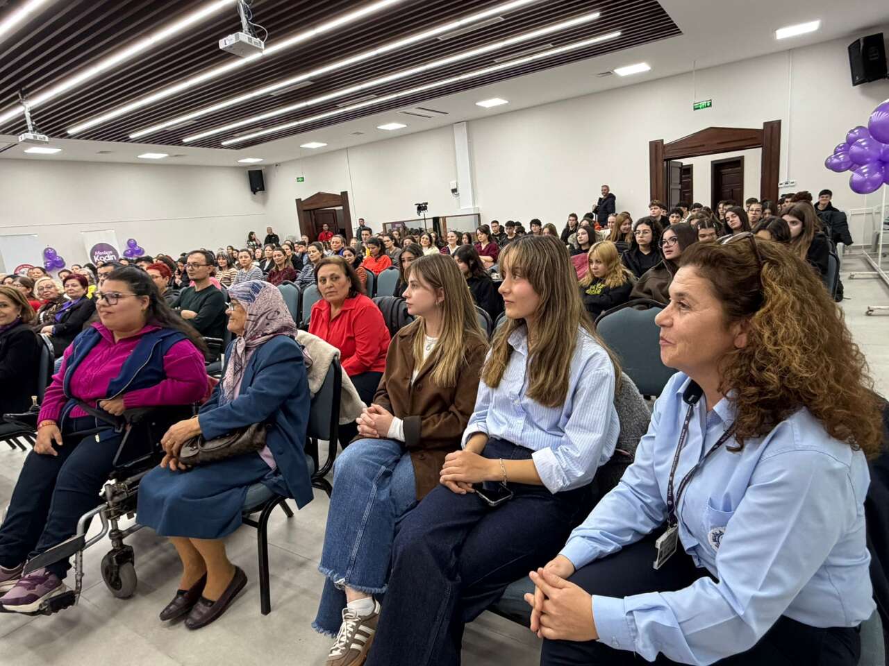 Menteşe’de “Sen de Yapabilirsin” Söyleşisi: Farklı Mesleklerden Kadınlar Başarı Hikâyelerini Anlattı 3